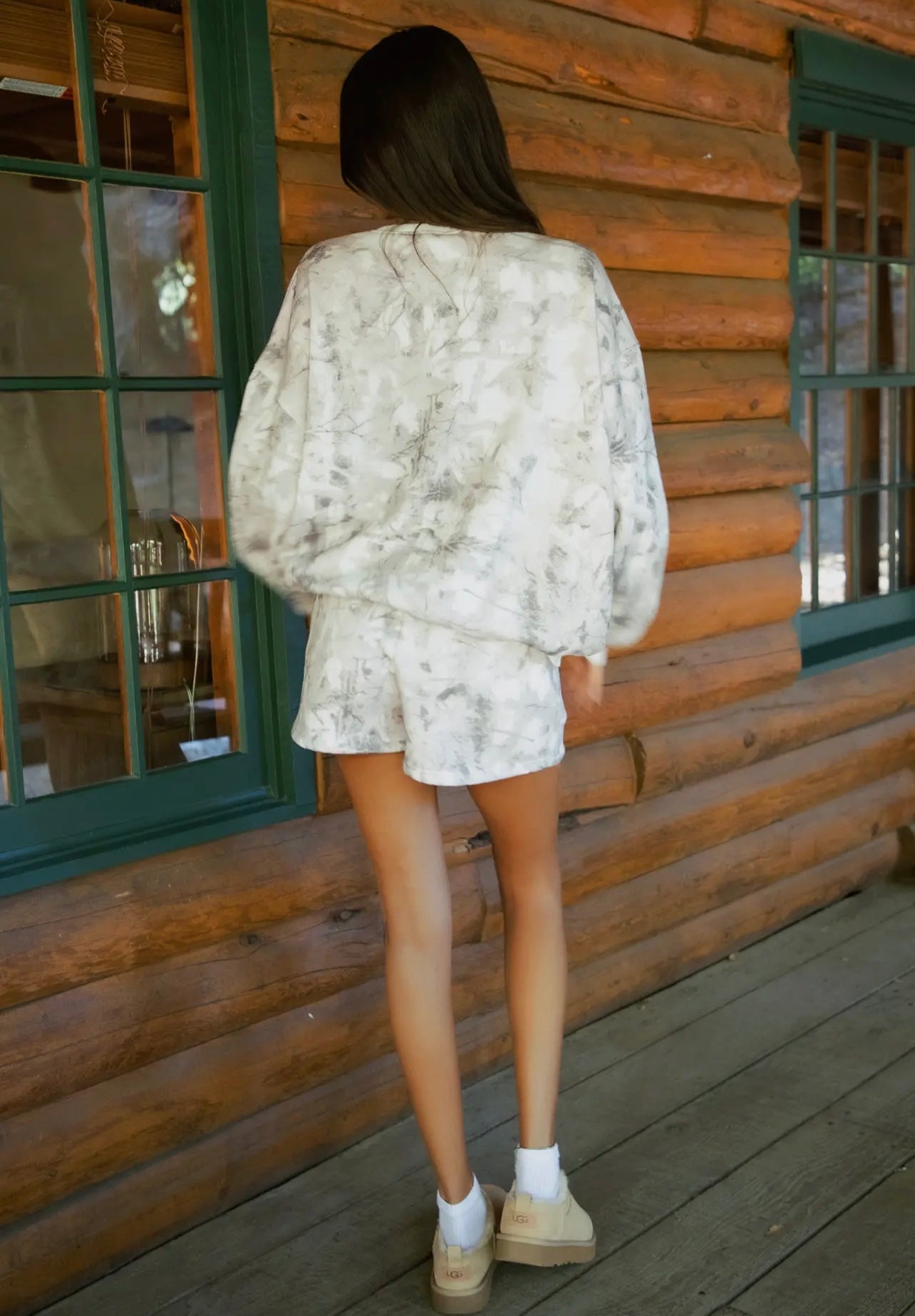 Avery Woodland Camo Crew Neck
