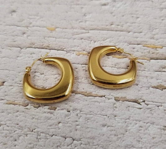 Geometric Round Chunk Hoop