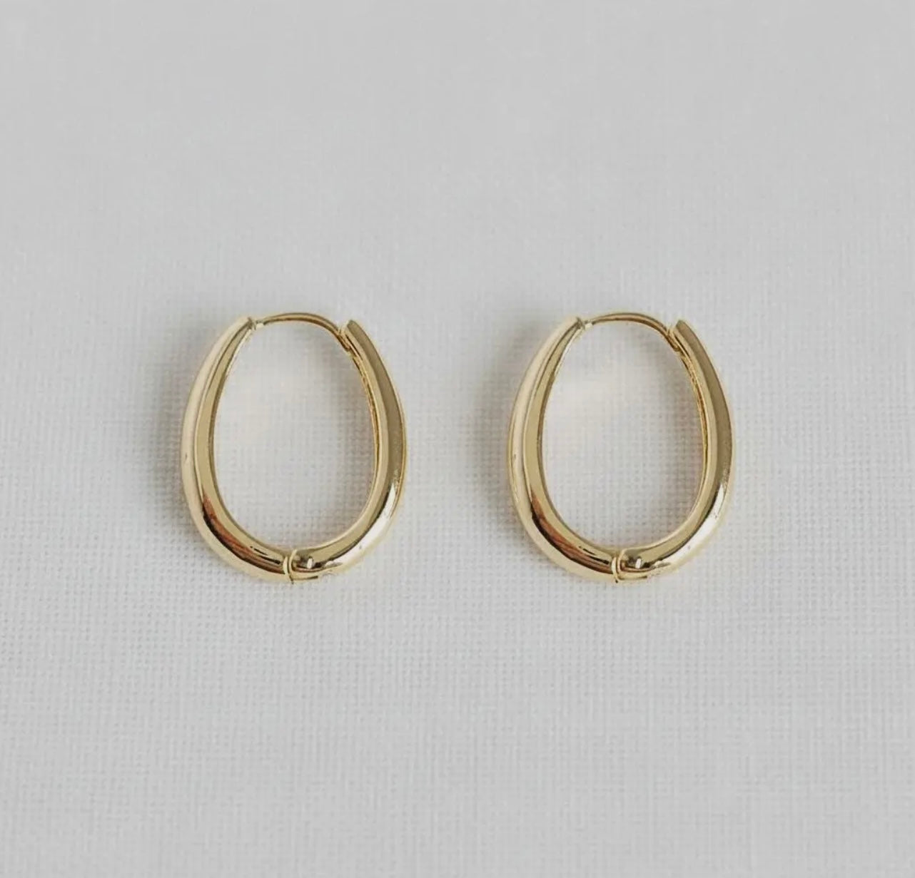 Oval Hoop