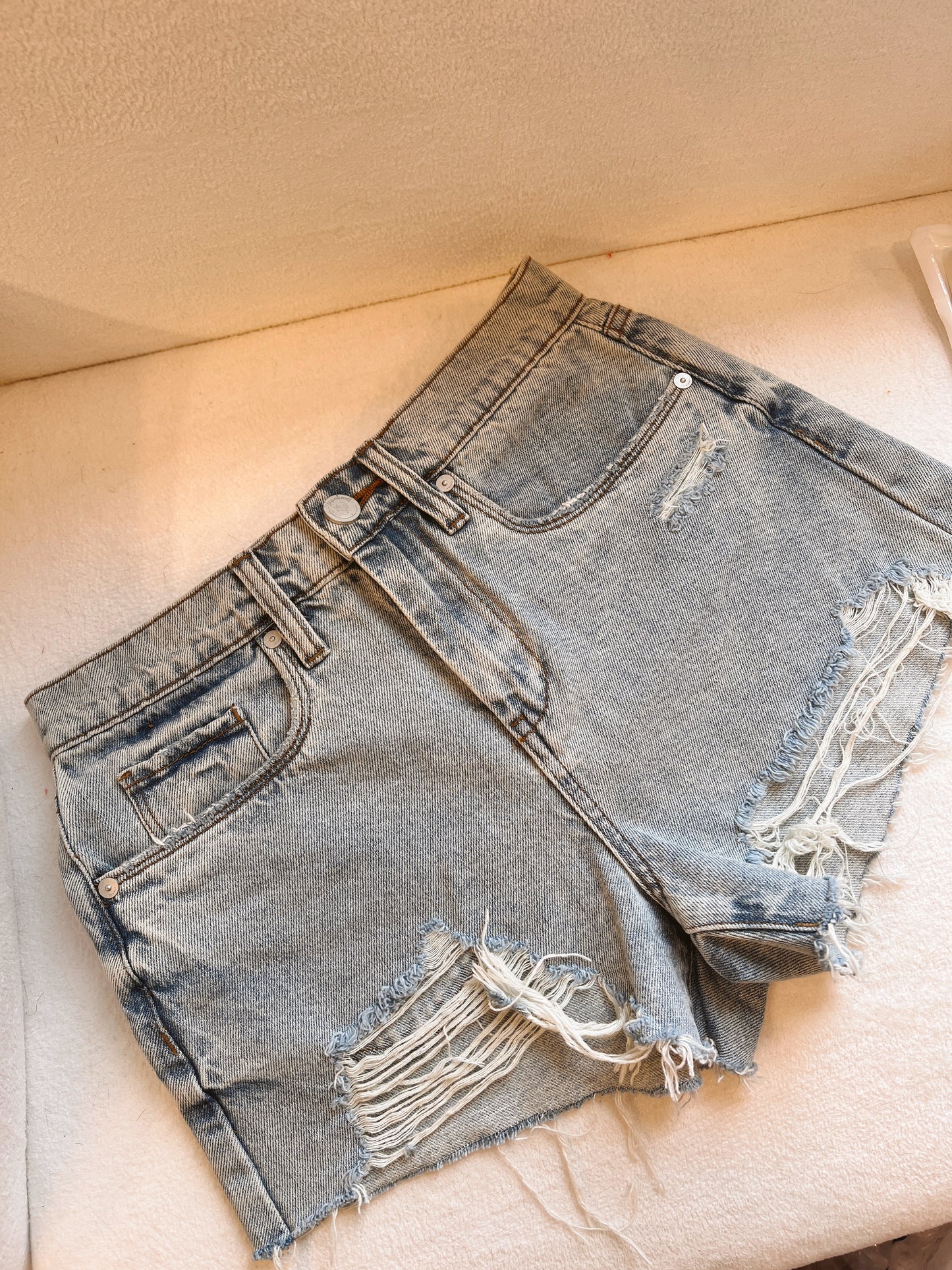 Blank NYC Jean Short