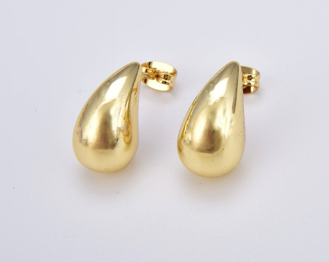 Mini Teardrop Stud