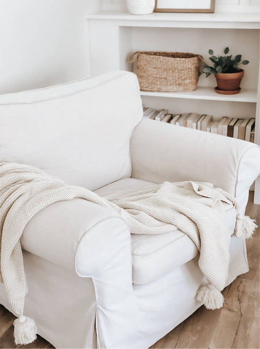 Knit Blanket With Tassels